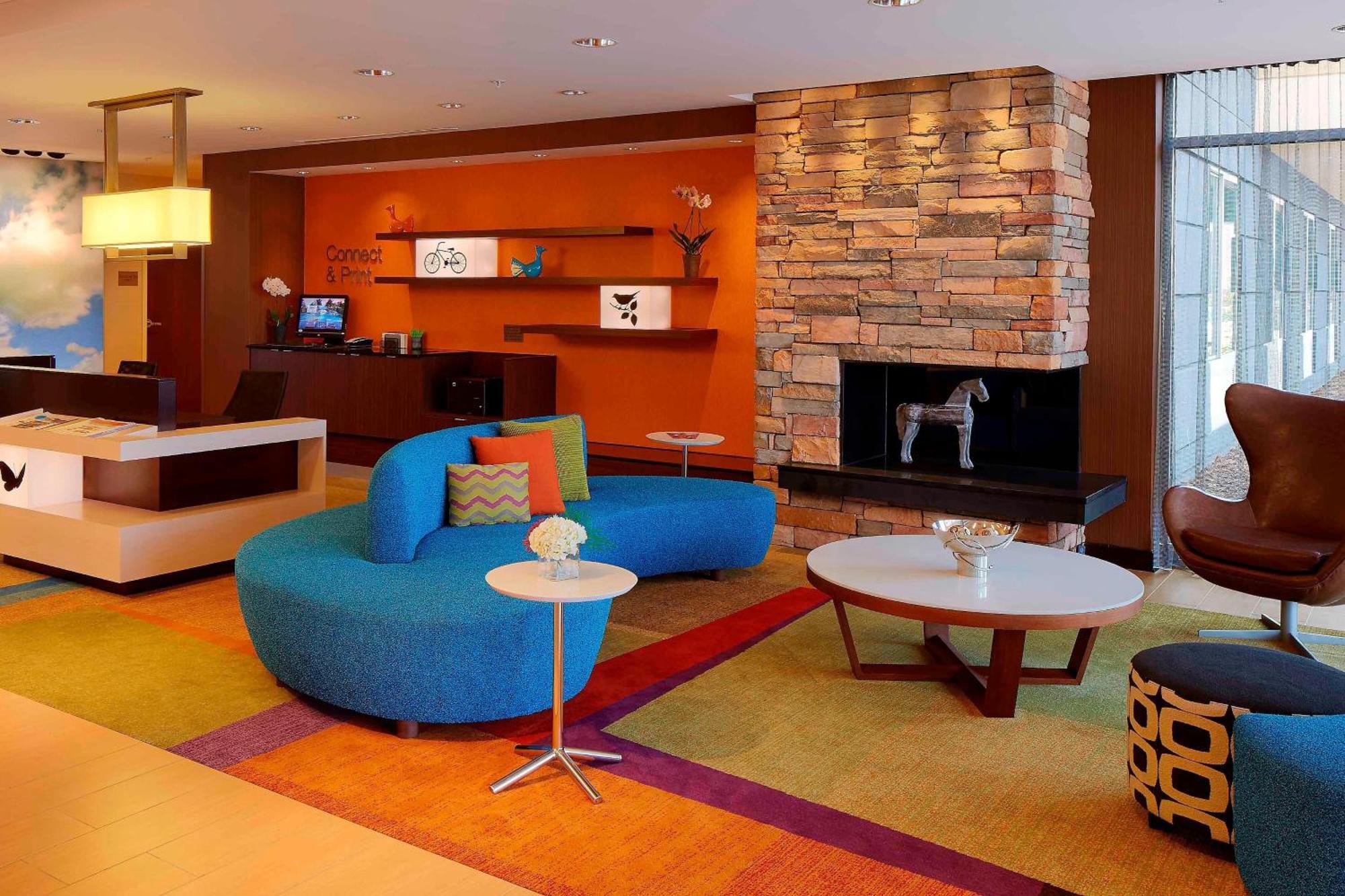 Fairfield Inn & Suites By Marriott Springfield Northampton/Amherst Kültér fotó