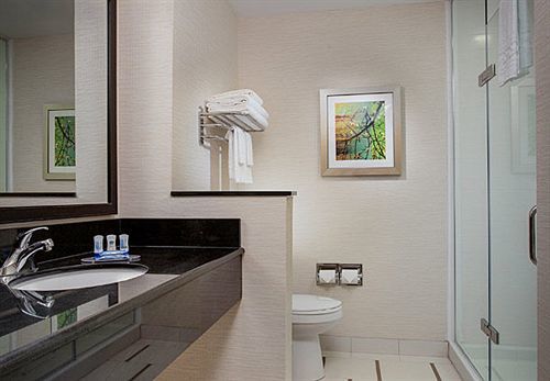 Fairfield Inn & Suites By Marriott Springfield Northampton/Amherst Kültér fotó